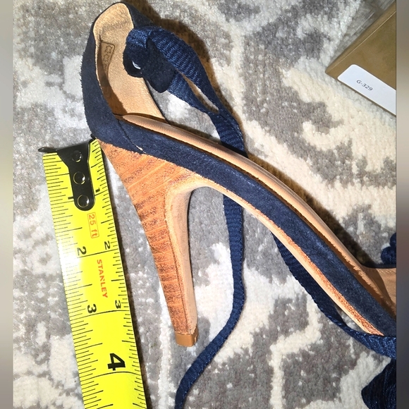 Ulla Johnson dark nevy blue hills. Size 36 - Picture 10 of 10